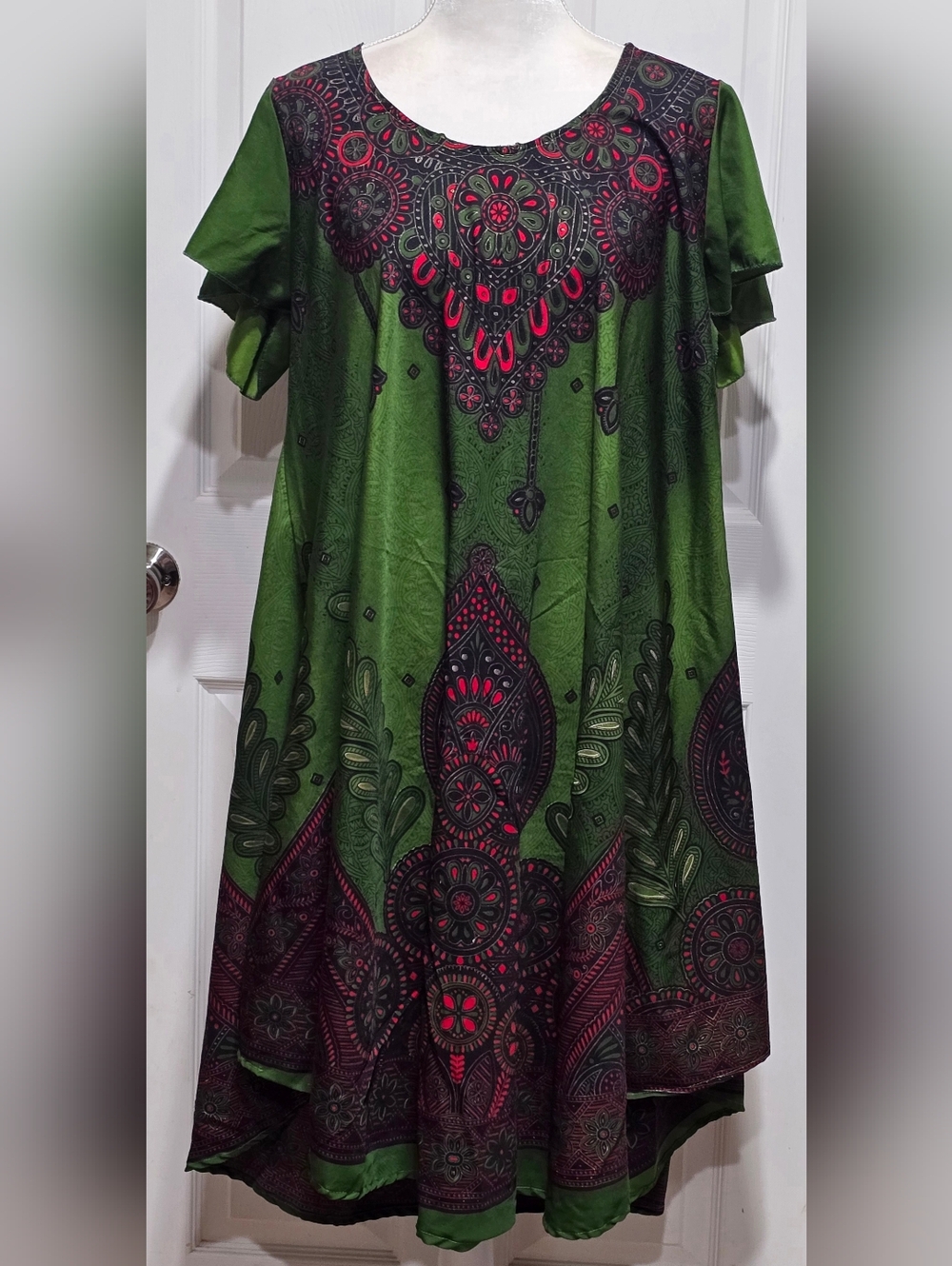 Lapogee Bold Print Green Short-Sleeve Dress with Red & Black Accents